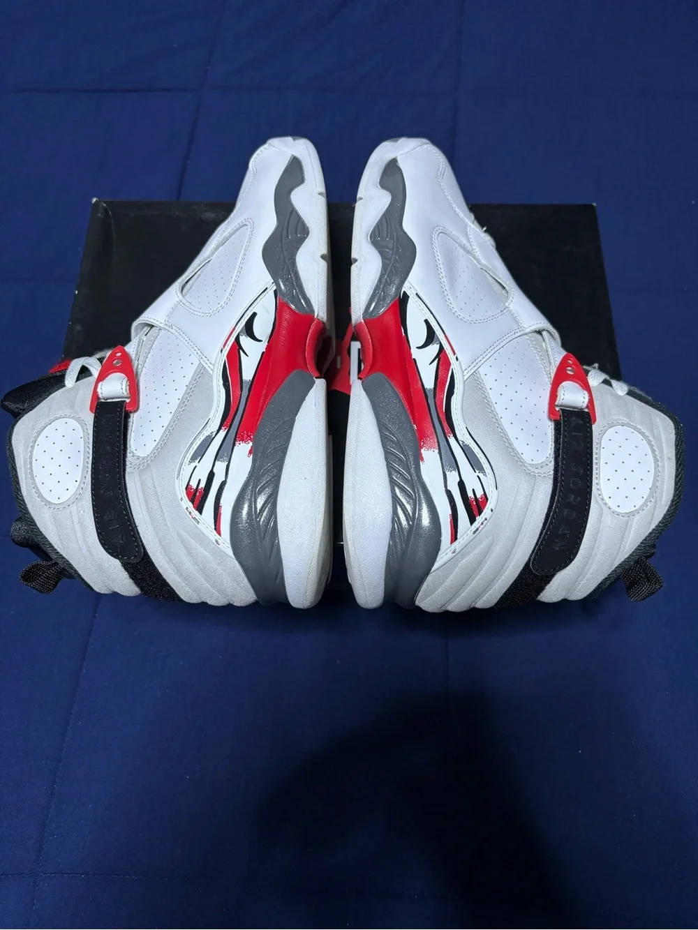 Jordan 8 Retro Bugs Bunny 2025 Size 10.5